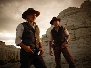 http://www.cinemaqui.com.br/wp-content/uploads/2011/09/cowboys-e-aliens-still.jpg