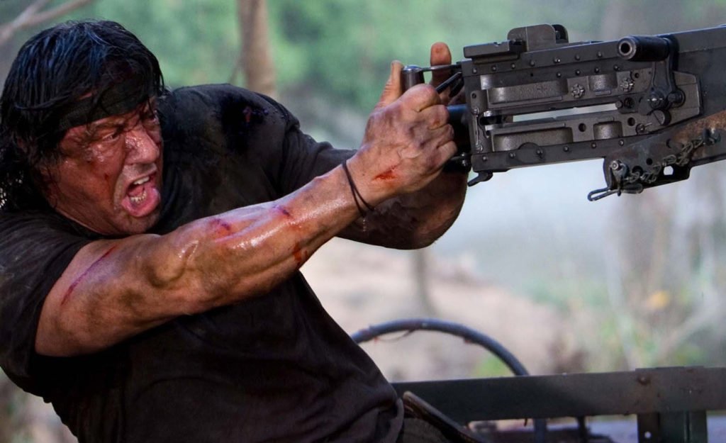 Rambo 4 | John Rambo está de volta com uma metralhadora enorme