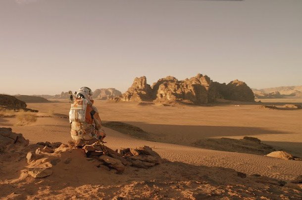 Perdido em Marte é baseado no livor homônimo.