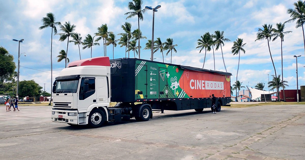 Cine Rodas leva cinema gratuito ao ar livre para São Vicente