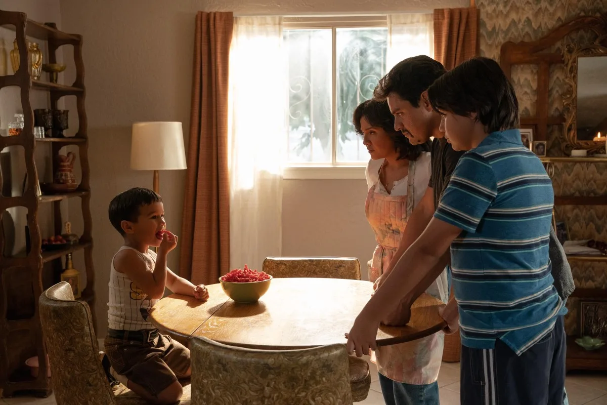 Brice Gonzalez, Annie Gonzalez, Jesse Garcia, e Hunter Jones em Flamin' Hot - O Sabor que Mudou a História (2023)